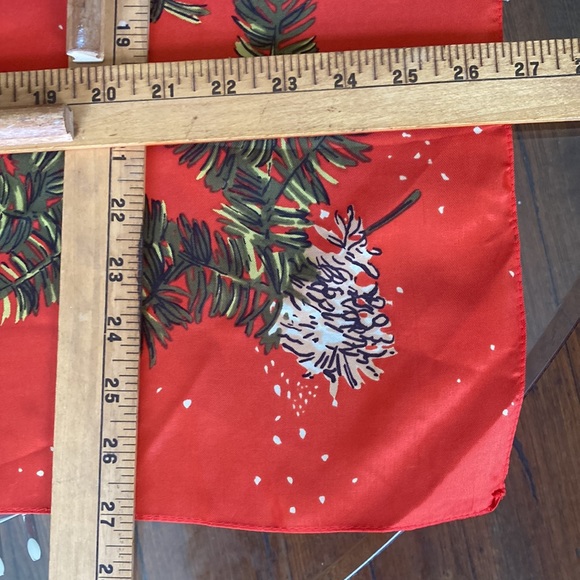 Vintage Christmas Holiday festive scarf - Picture 9 of 10